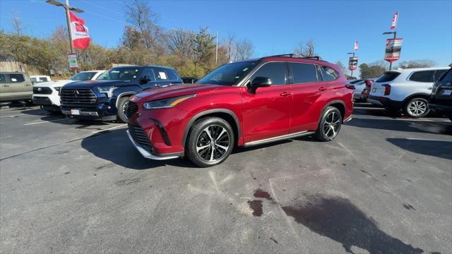 used 2021 Toyota Highlander car, priced at $36,500