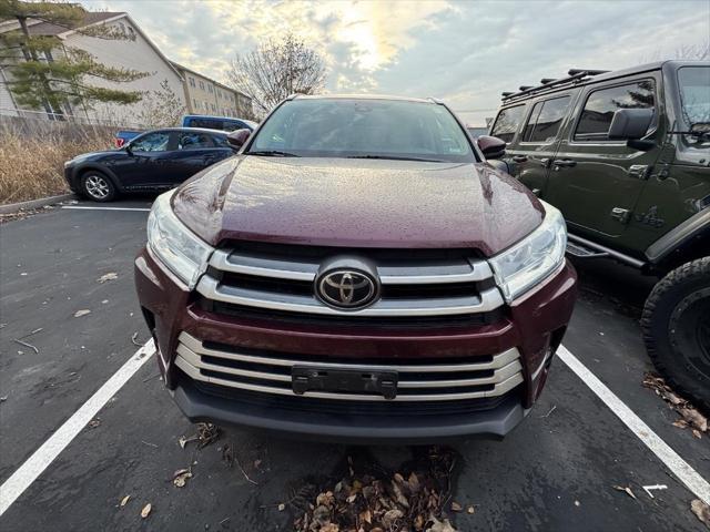 used 2018 Toyota Highlander car, priced at $26,500