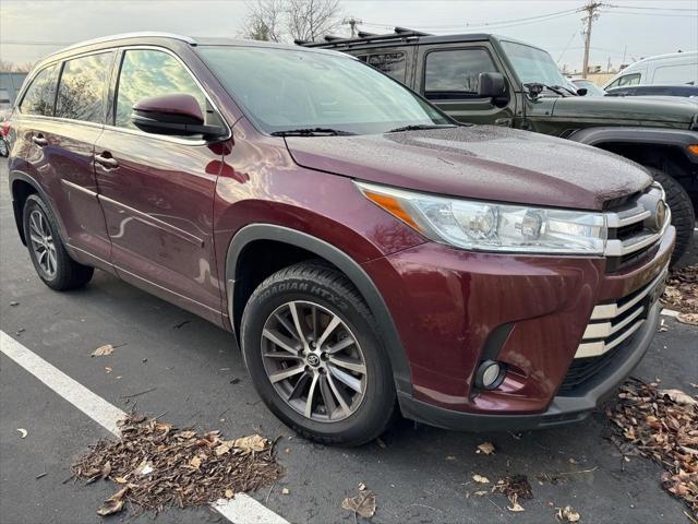 used 2018 Toyota Highlander car, priced at $26,500