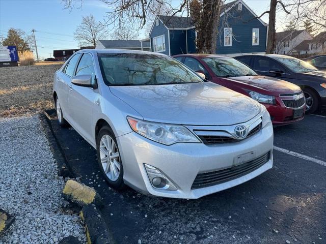 used 2014 Toyota Camry Hybrid car, priced at $14,500