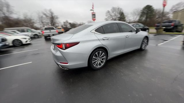 used 2021 Lexus ES 350 car, priced at $32,000