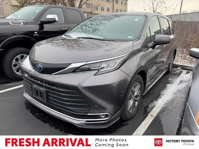 used 2021 Toyota Sienna car, priced at $39,000