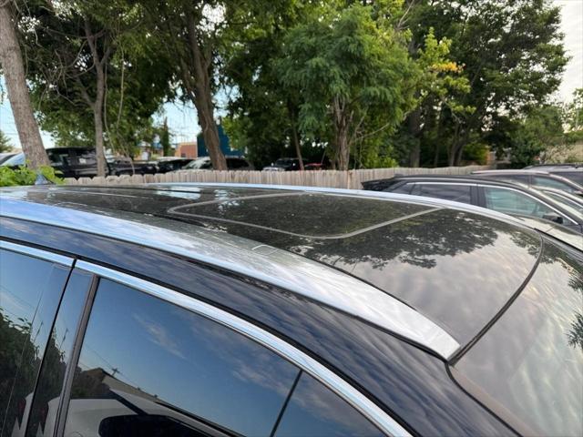 used 2019 Toyota Highlander car, priced at $24,059