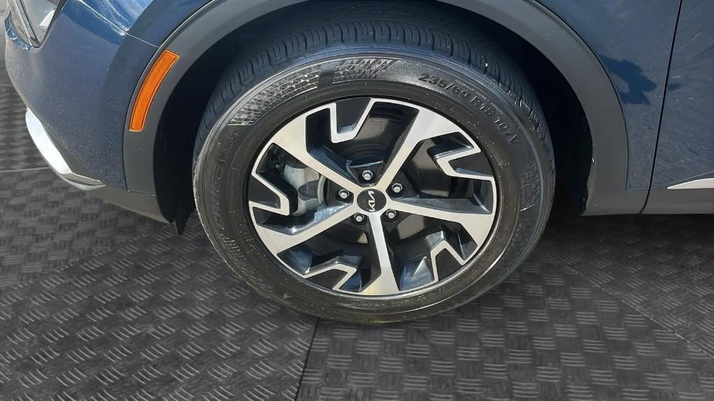 used 2023 Kia Sportage Hybrid car, priced at $27,829