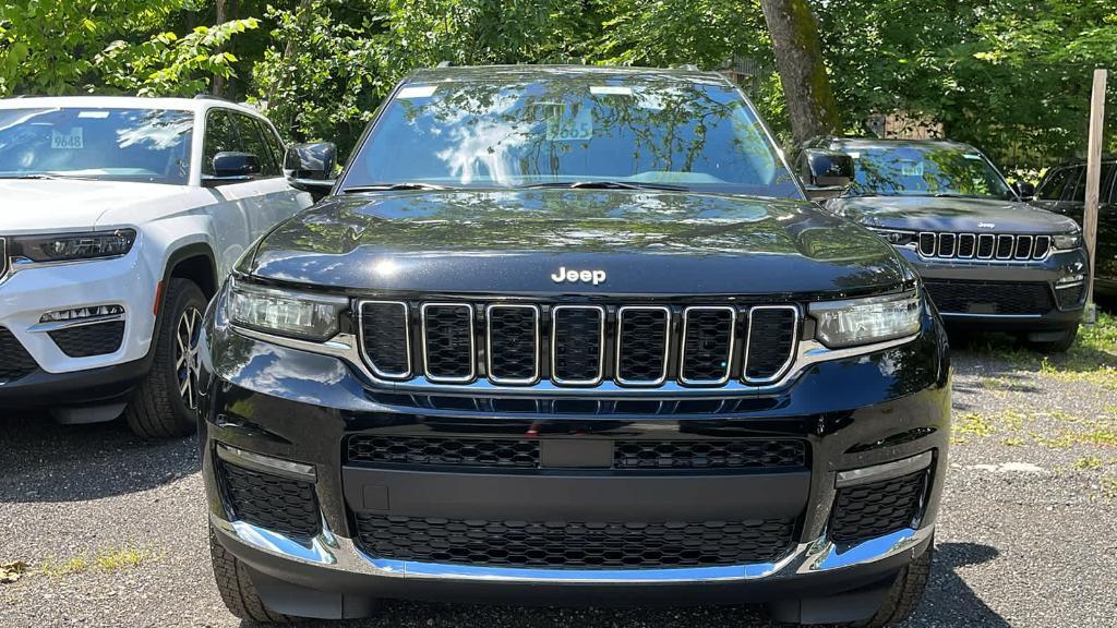 new 2024 Jeep Grand Cherokee L car, priced at $48,555