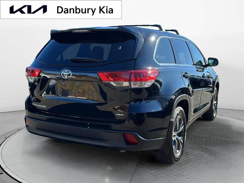 used 2019 Toyota Highlander car, priced at $22,658