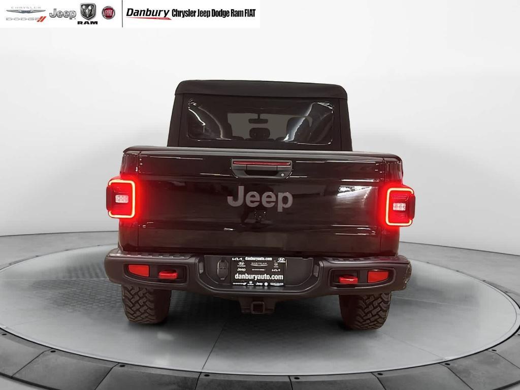 used 2022 Jeep Gladiator car, priced at $39,852