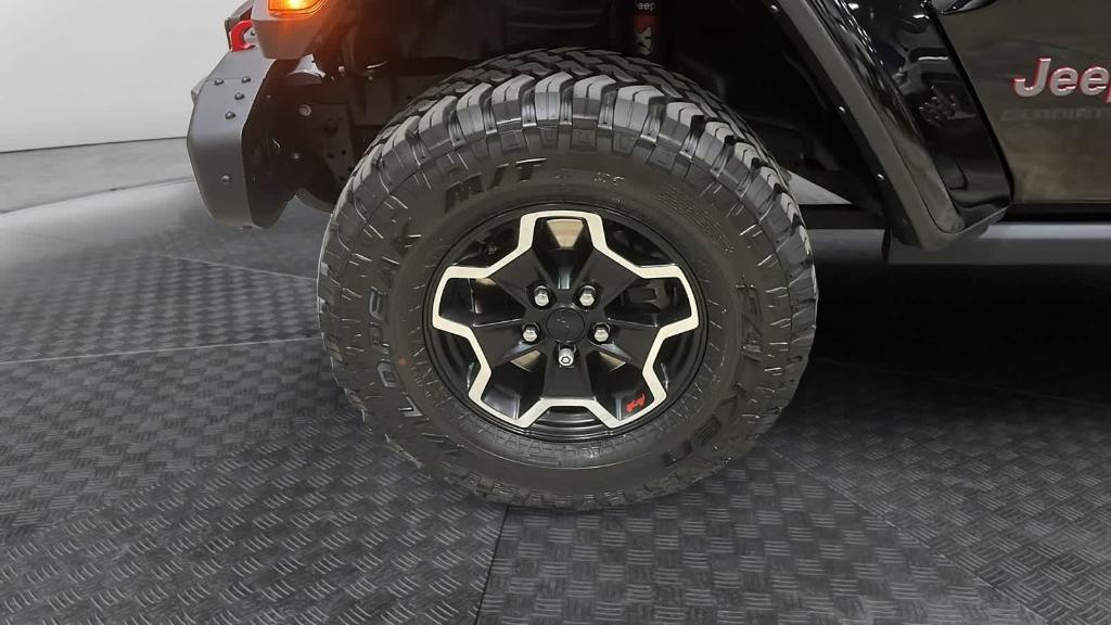 used 2022 Jeep Gladiator car, priced at $39,852