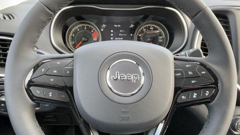 new 2023 Jeep Cherokee car, priced at $37,493
