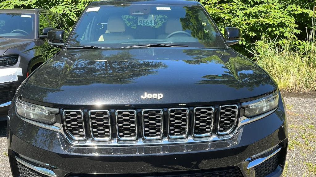 new 2024 Jeep Grand Cherokee car, priced at $52,810