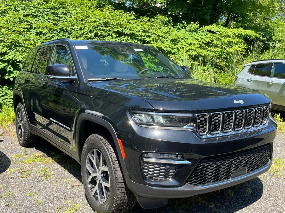 new 2024 Jeep Grand Cherokee car, priced at $52,810