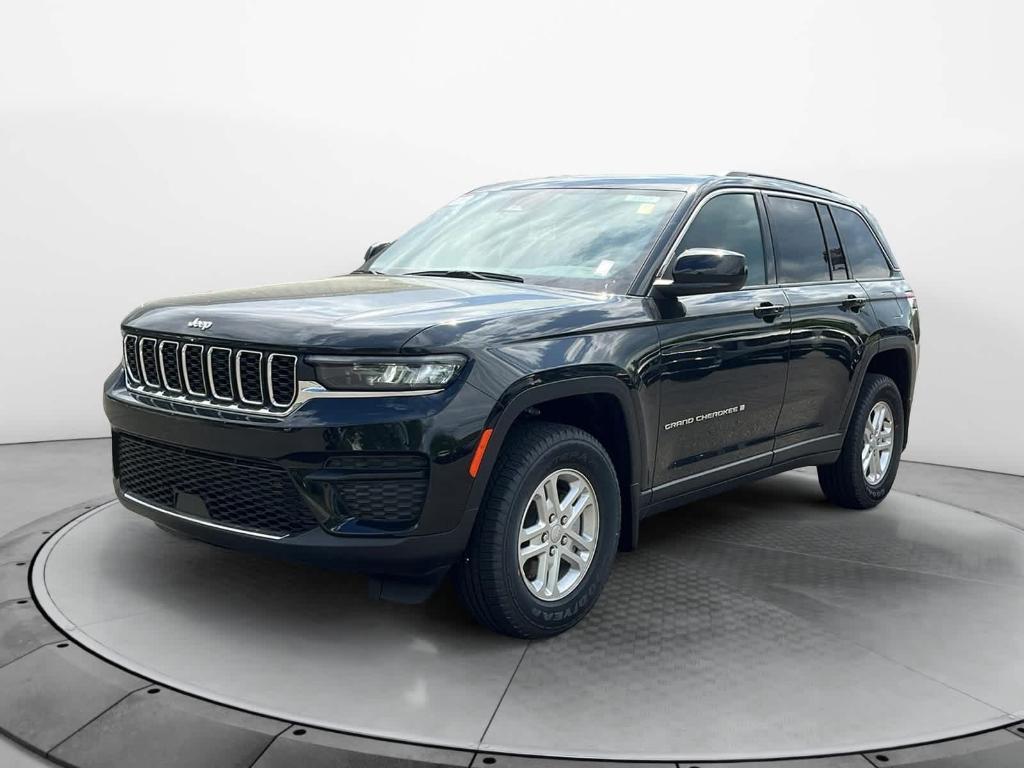 new 2025 Jeep Grand Cherokee car, priced at $43,845