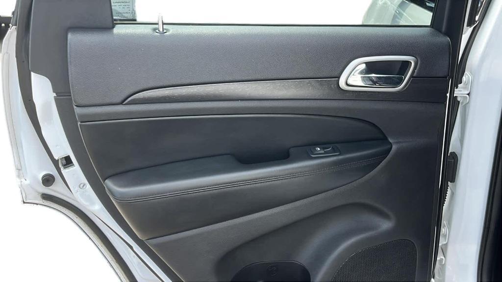 used 2018 Jeep Grand Cherokee car, priced at $16,827