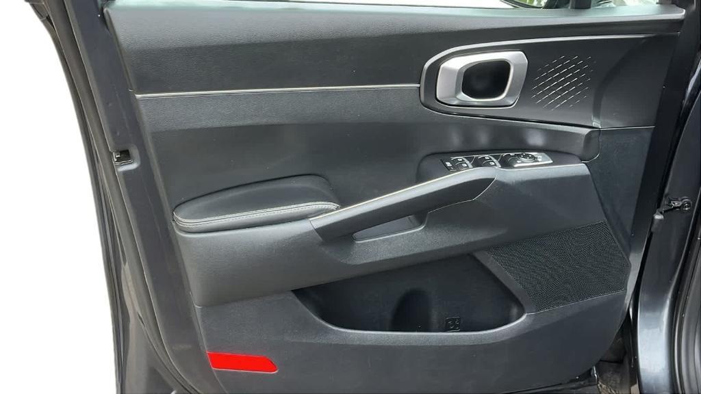 used 2022 Kia Sorento car, priced at $23,502