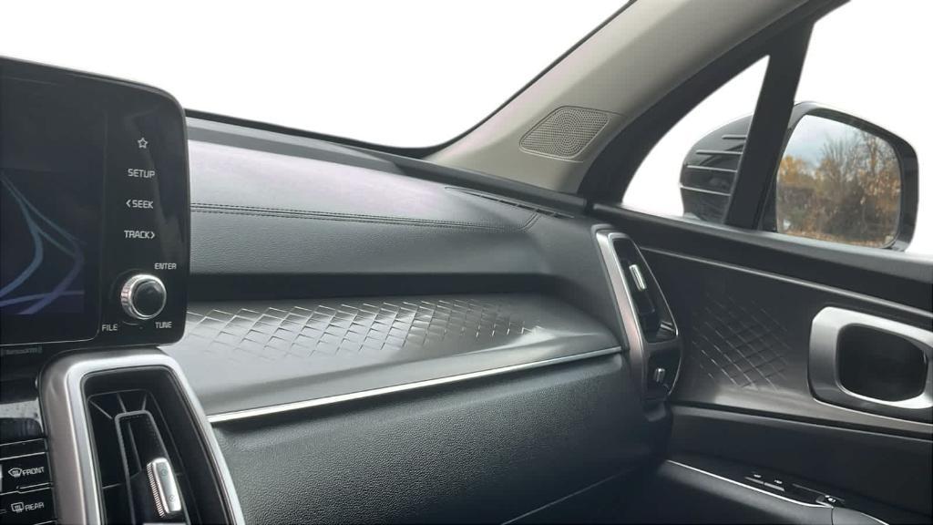 used 2022 Kia Sorento car, priced at $23,502