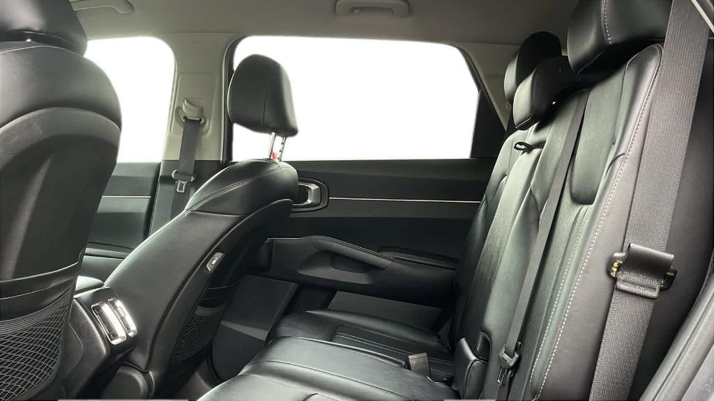 used 2022 Kia Sorento car, priced at $23,502