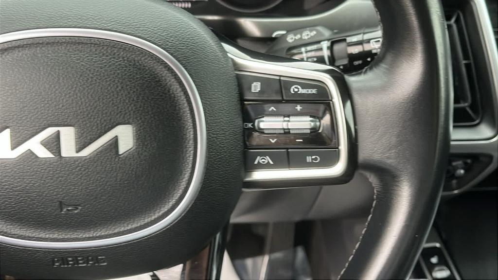 used 2022 Kia Sorento car, priced at $23,502