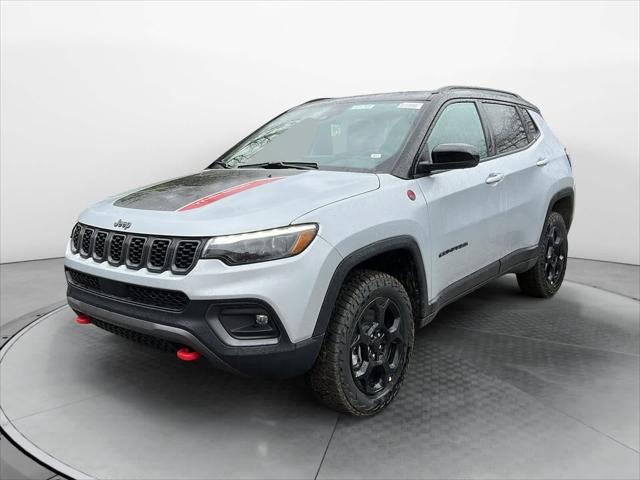 new 2024 Jeep Compass car, priced at $38,699