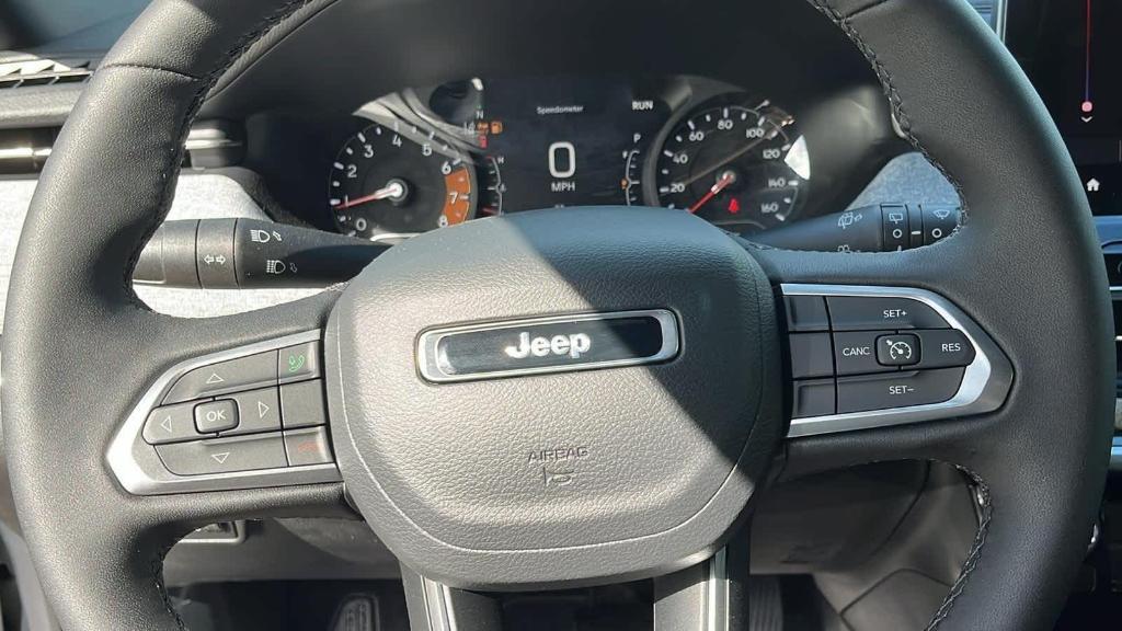 new 2024 Jeep Compass car, priced at $35,571