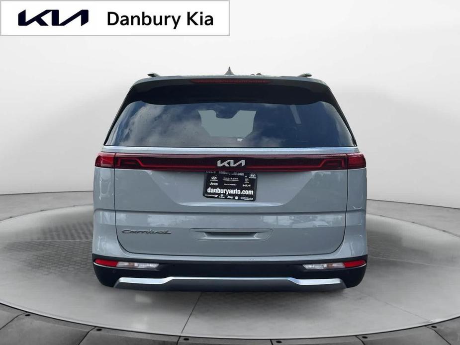 used 2022 Kia Carnival car, priced at $37,424