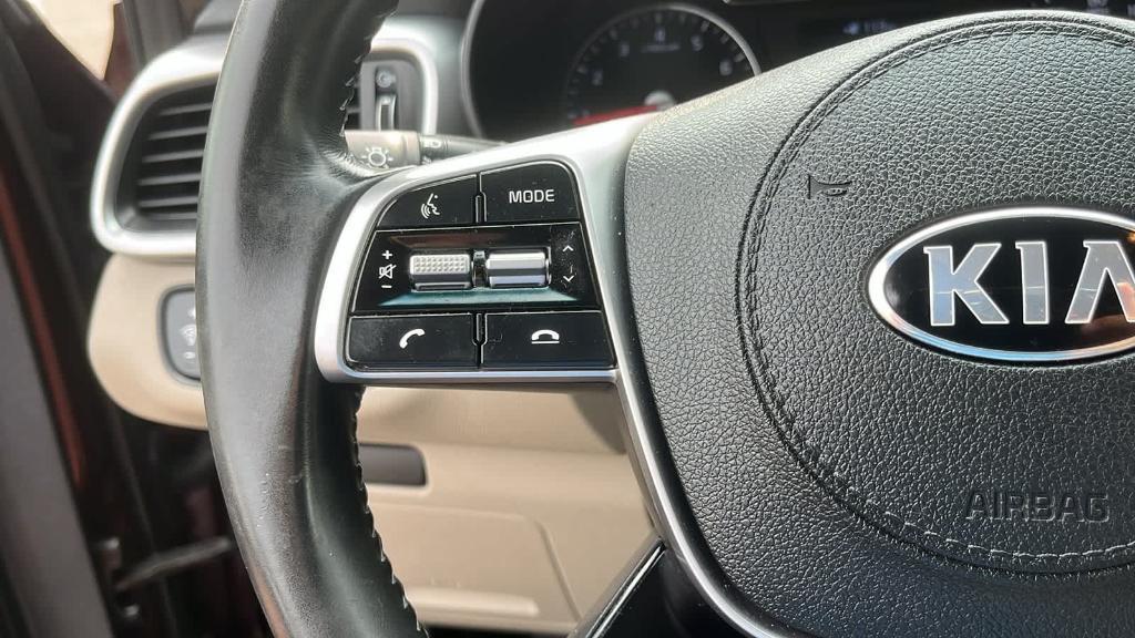 used 2020 Kia Sorento car, priced at $17,584
