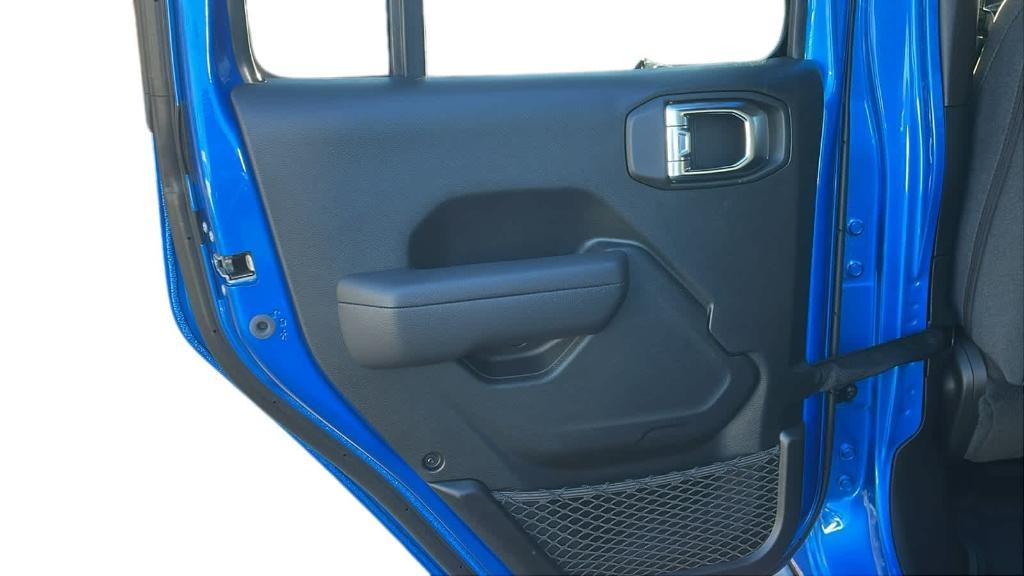 new 2025 Jeep Wrangler car, priced at $66,854