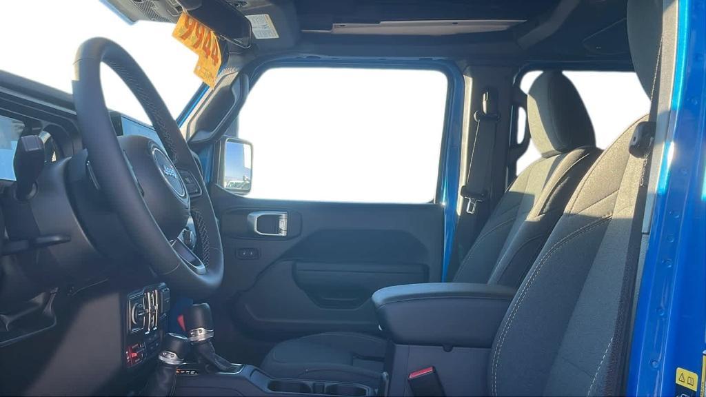 new 2025 Jeep Wrangler car, priced at $66,854