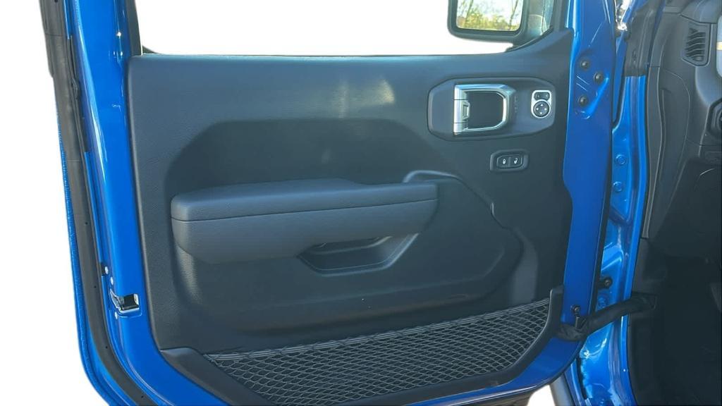 new 2025 Jeep Wrangler car, priced at $66,854