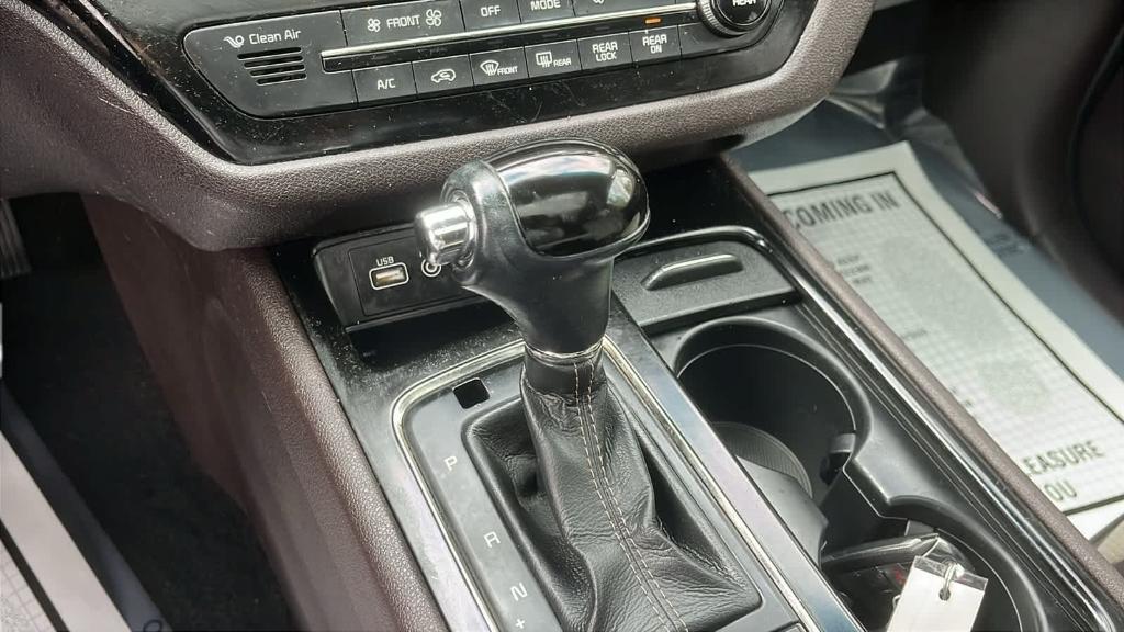 used 2016 Kia Sedona car, priced at $10,577