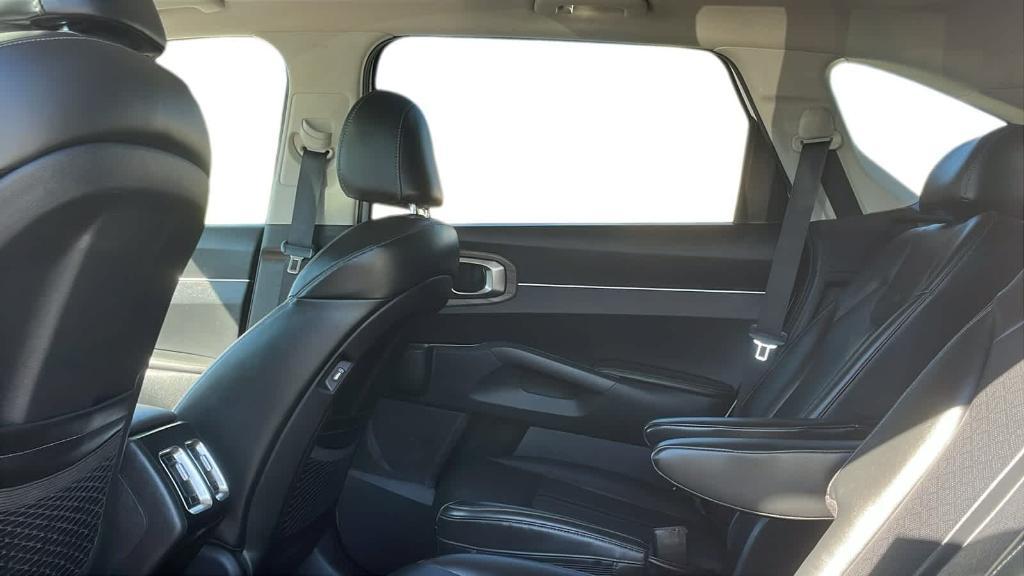 used 2021 Kia Sorento car, priced at $24,518