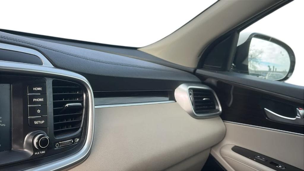 used 2019 Kia Sorento car, priced at $14,631