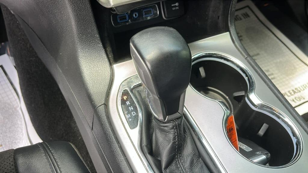 used 2021 Jeep Grand Cherokee car, priced at $23,713