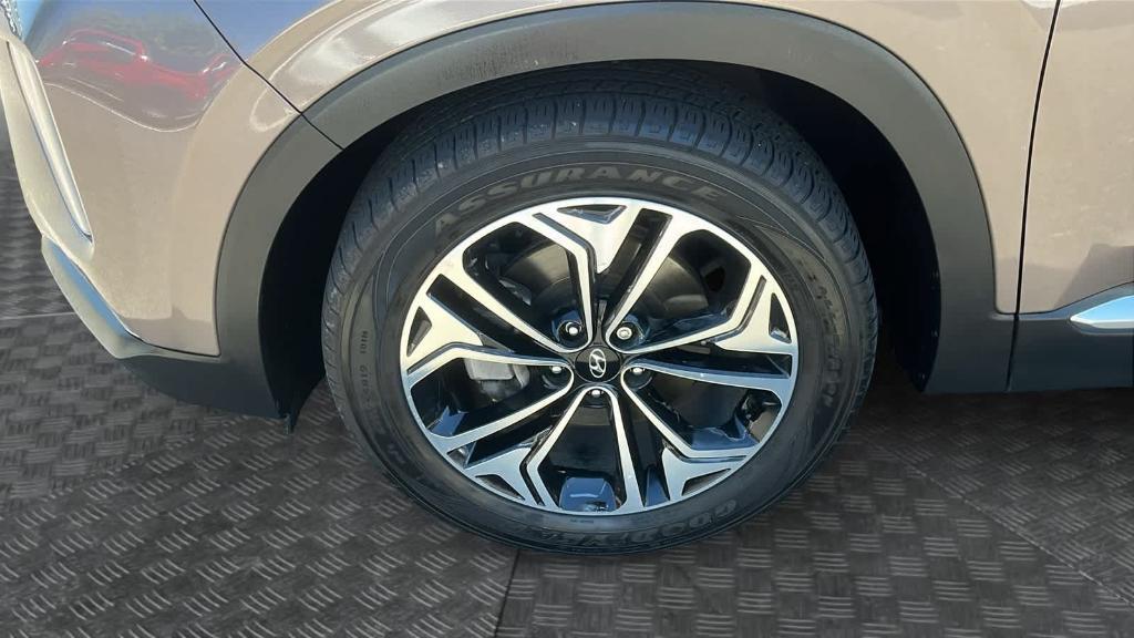used 2019 Hyundai Santa Fe car, priced at $18,456