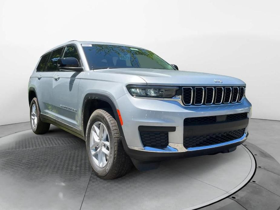 new 2024 Jeep Grand Cherokee L car, priced at $40,654