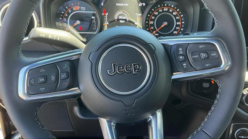 new 2025 Jeep Wrangler car, priced at $61,510