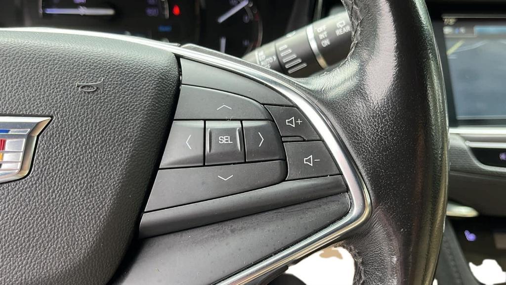 used 2019 Cadillac XT5 car, priced at $21,858