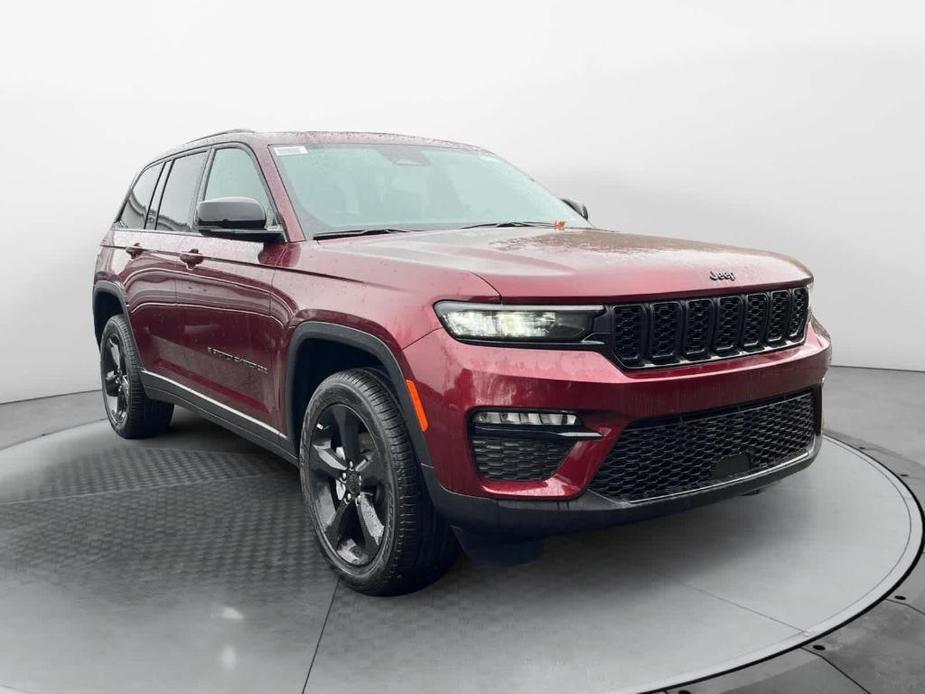 new 2024 Jeep Grand Cherokee car, priced at $49,696