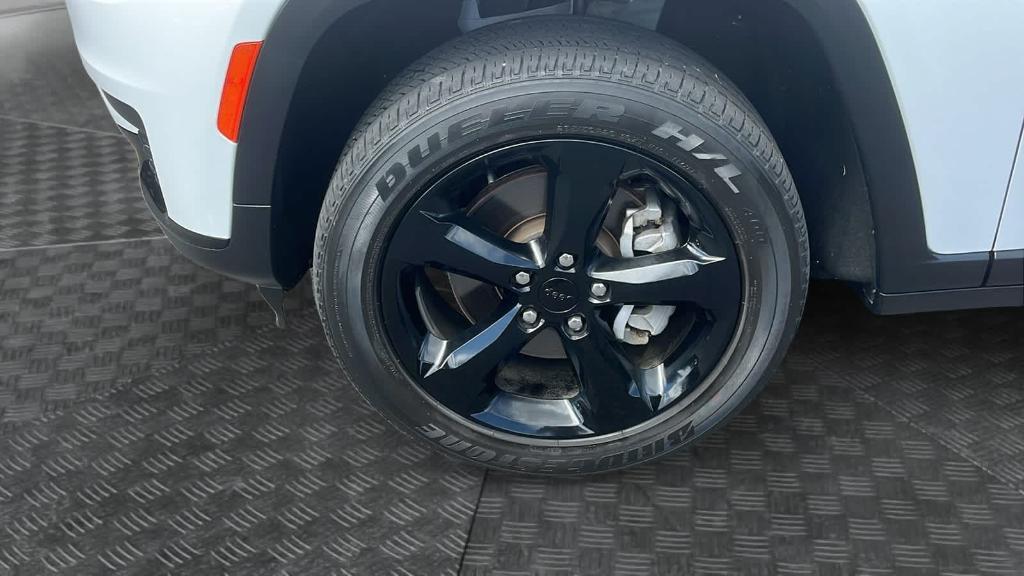 used 2022 Jeep Grand Cherokee L car, priced at $32,536