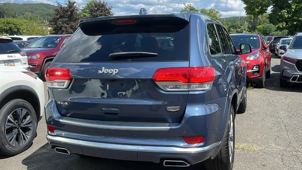 used 2020 Jeep Grand Cherokee car, priced at $27,308