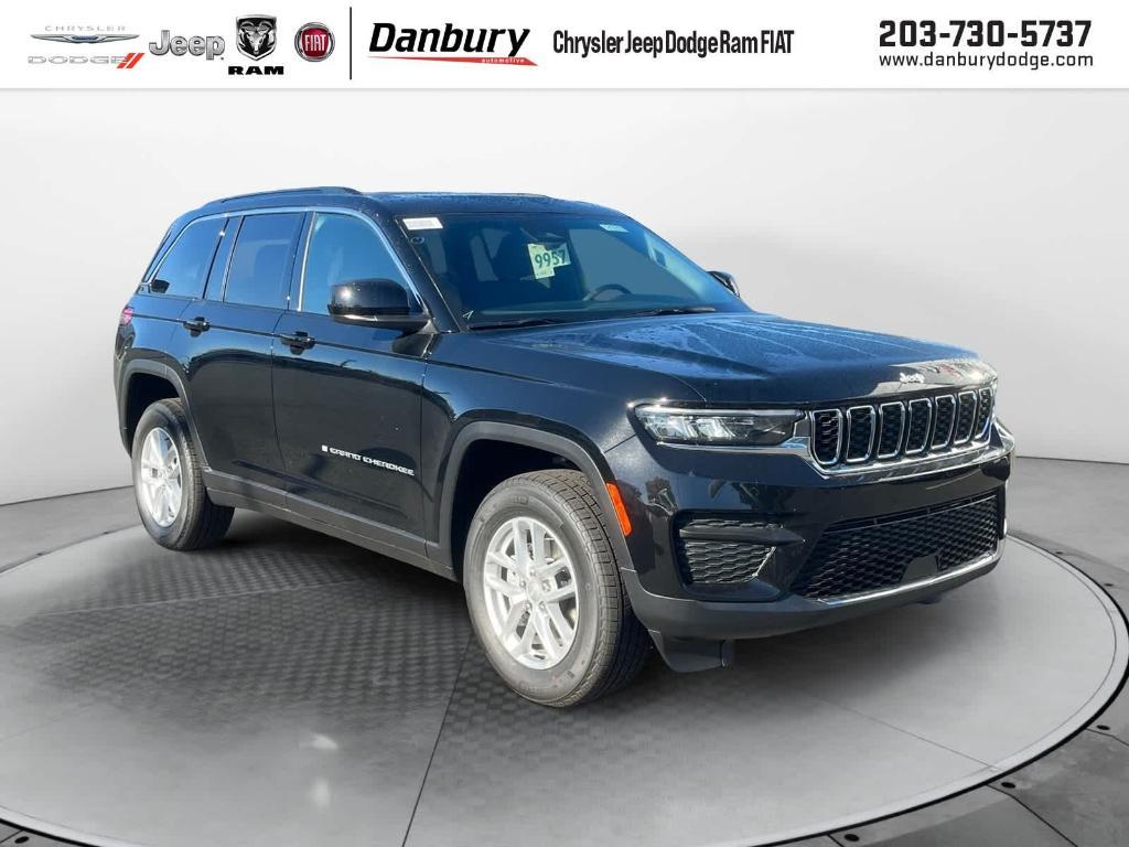 new 2025 Jeep Grand Cherokee car, priced at $44,170