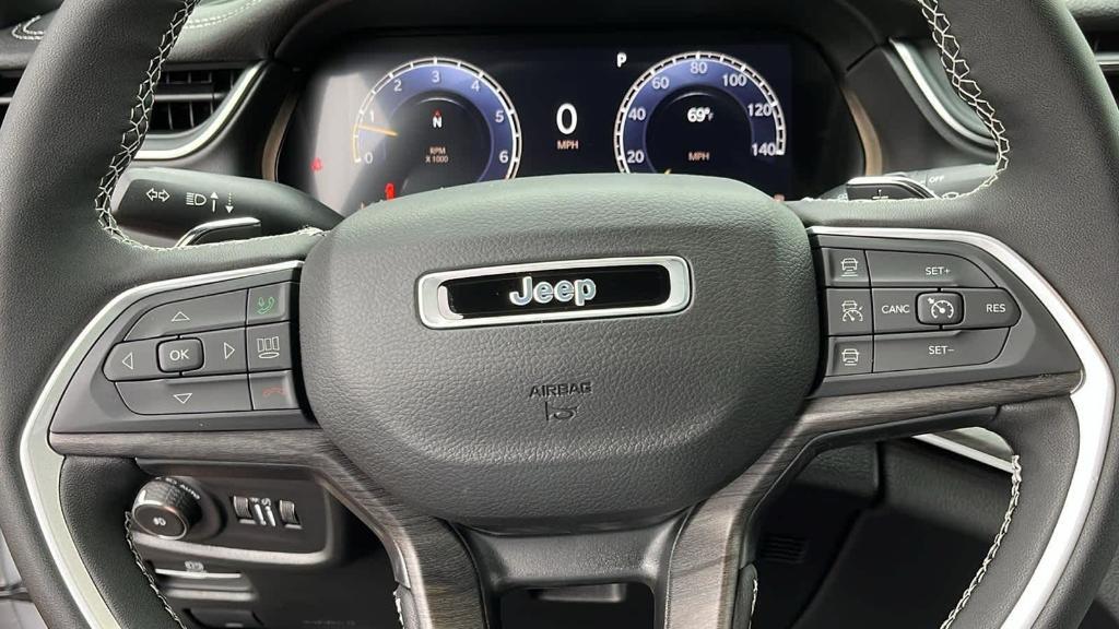 new 2024 Jeep Grand Cherokee car, priced at $46,286