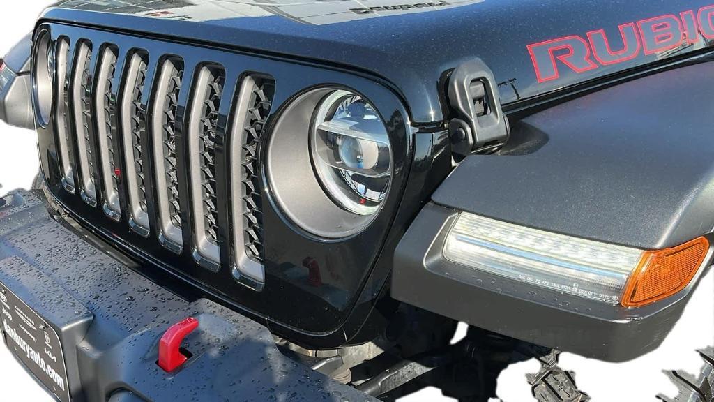 used 2021 Jeep Gladiator car, priced at $37,484