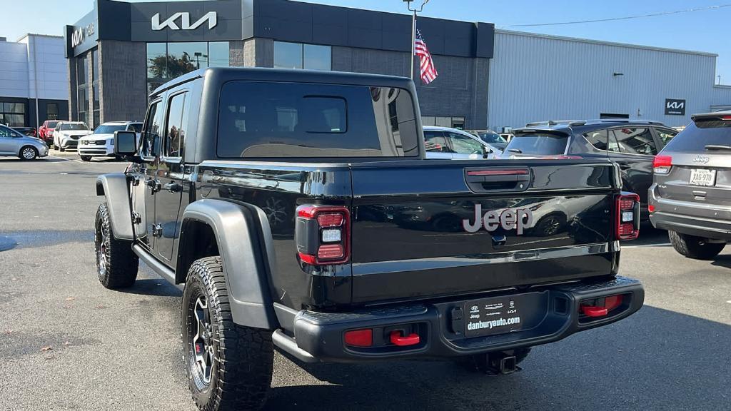 used 2021 Jeep Gladiator car, priced at $37,484