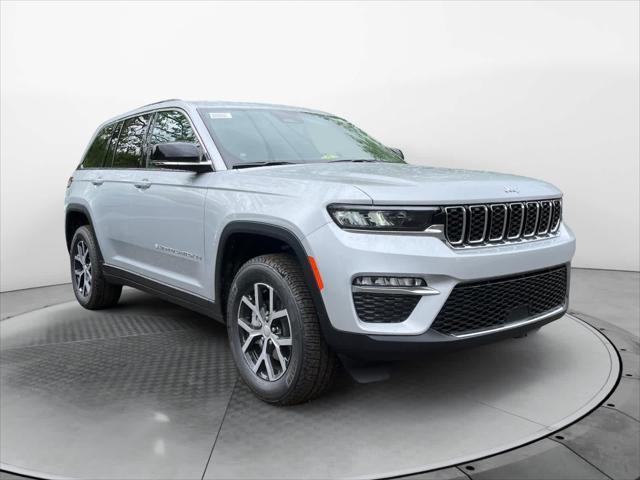 new 2024 Jeep Grand Cherokee car, priced at $45,311