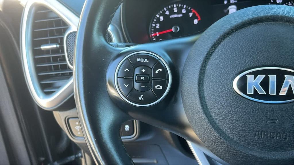 used 2021 Kia Soul car, priced at $18,999