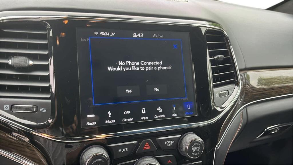 used 2019 Jeep Grand Cherokee car, priced at $26,971