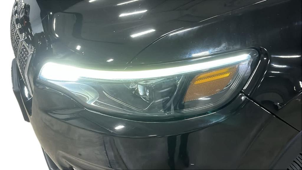 used 2019 Jeep Cherokee car, priced at $16,998