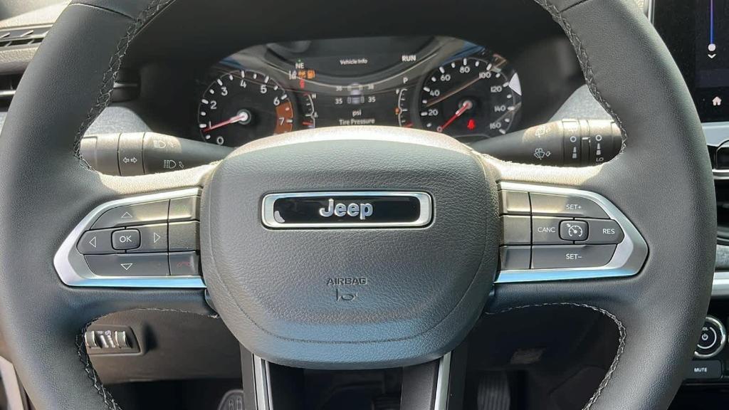 new 2024 Jeep Compass car, priced at $35,551