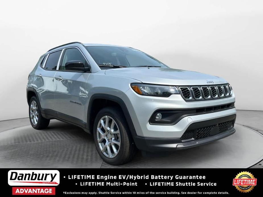 new 2024 Jeep Compass car, priced at $35,551