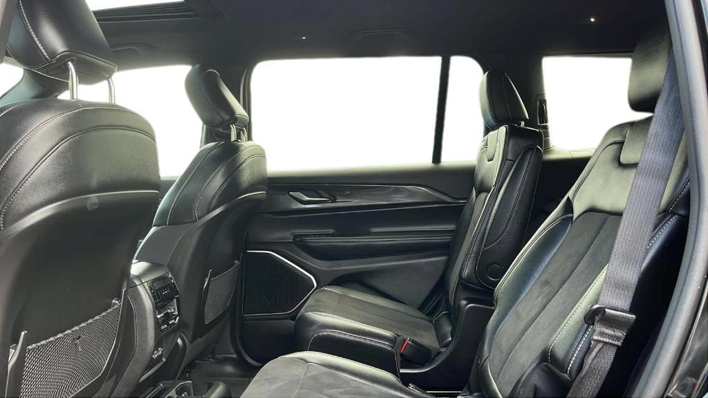 used 2022 Jeep Grand Cherokee L car, priced at $32,000